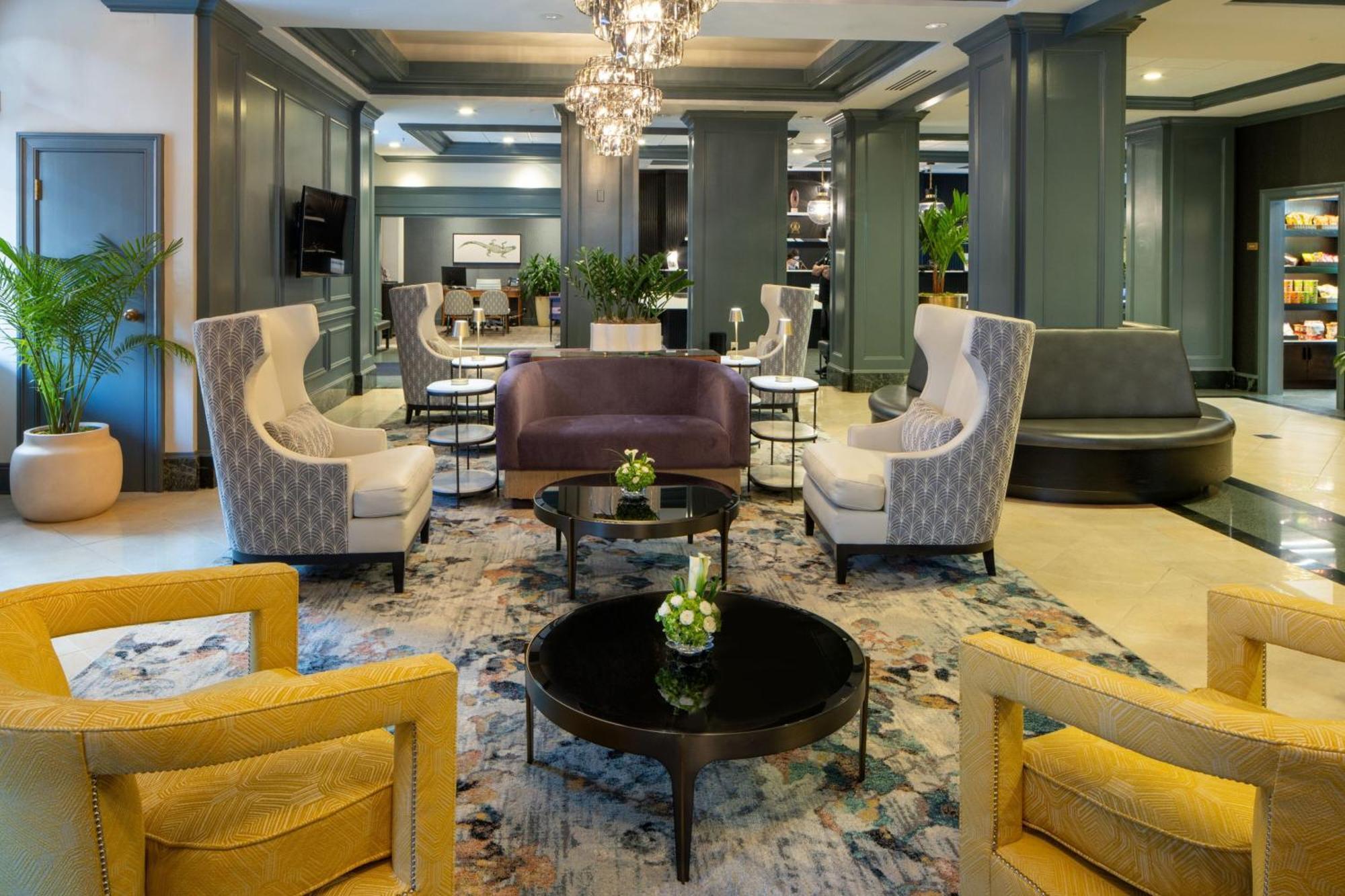 Four Points By Sheraton French Quarter New Orleans Exterior photo