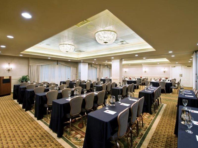 Four Points By Sheraton French Quarter New Orleans Business photo