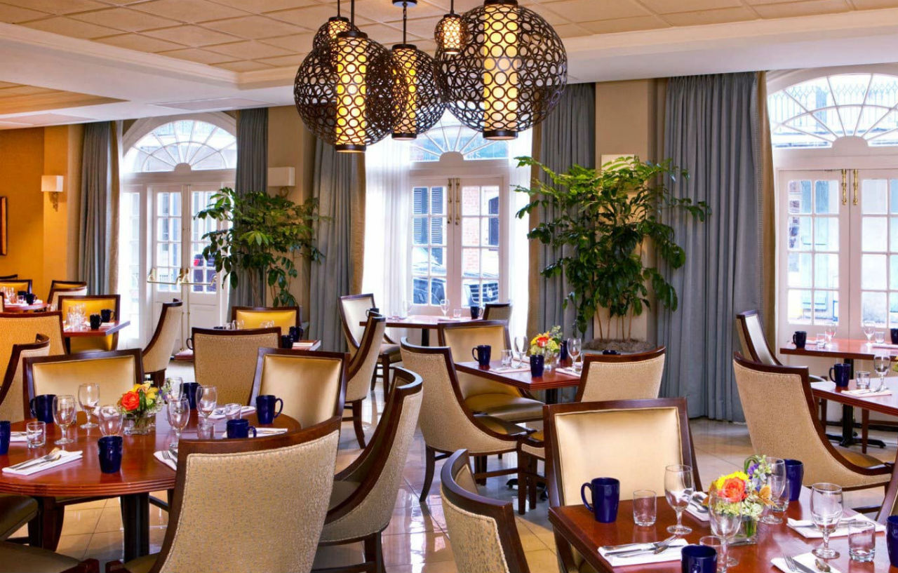 Four Points By Sheraton French Quarter New Orleans Exterior photo