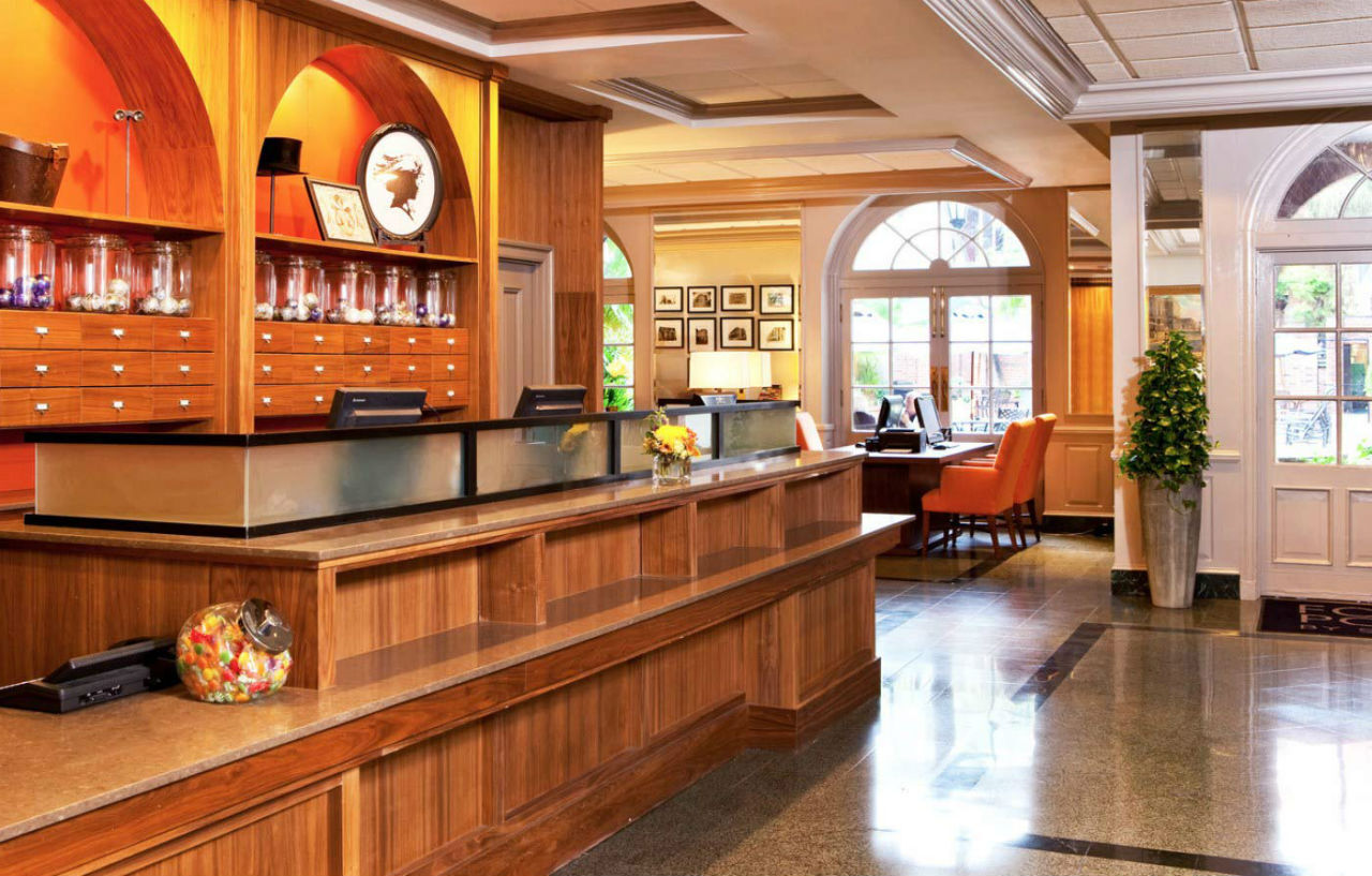 Four Points By Sheraton French Quarter New Orleans Exterior photo
